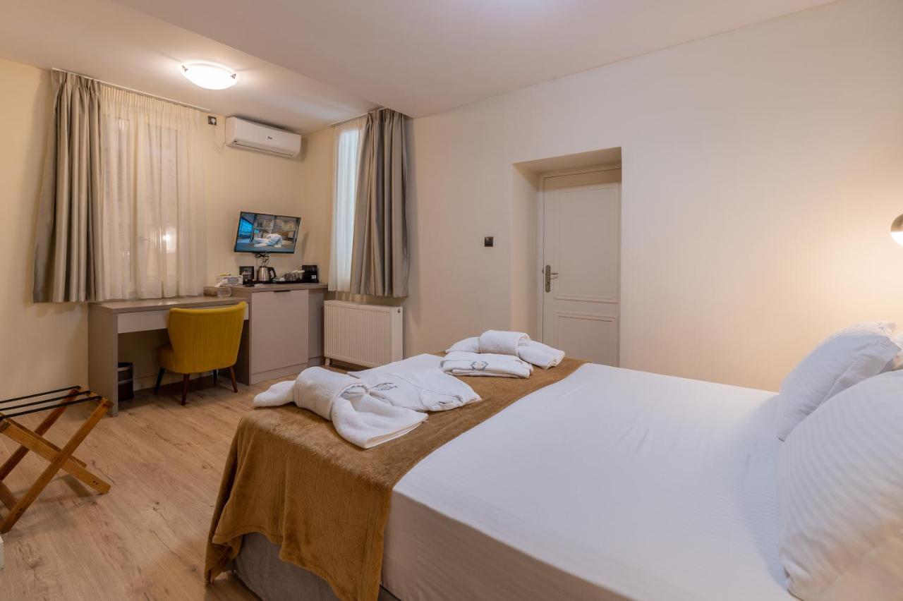 Plaka Arch Suites Athén Kültér fotó